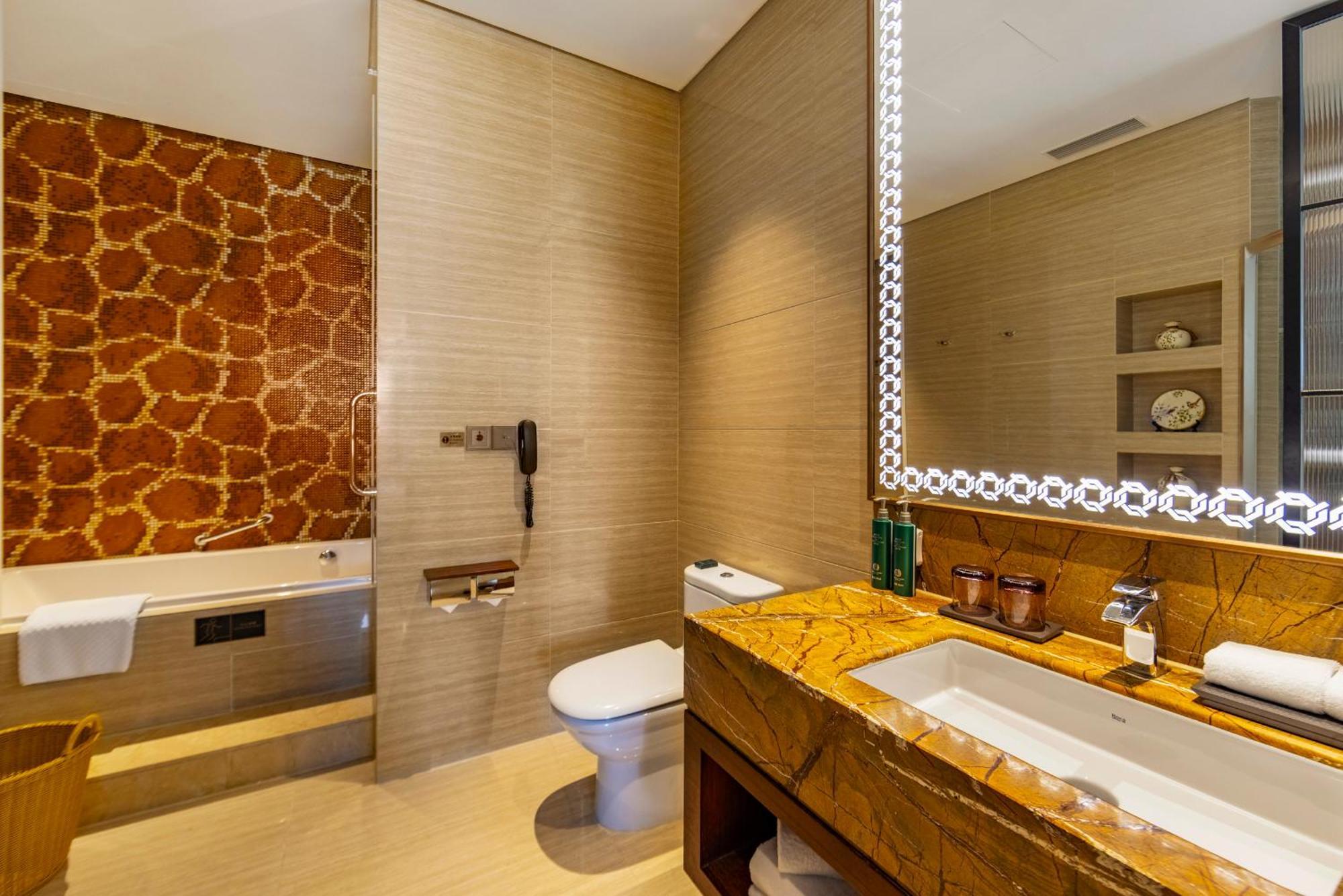 Fondney Hotel Shanghai Necc Hongqiao Airport T2 المظهر الخارجي الصورة