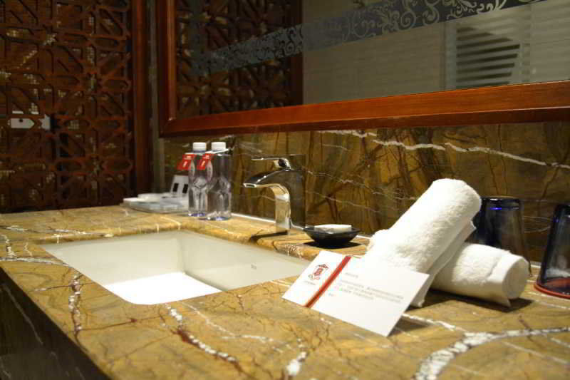 Fondney Hotel Shanghai Necc Hongqiao Airport T2 المظهر الخارجي الصورة